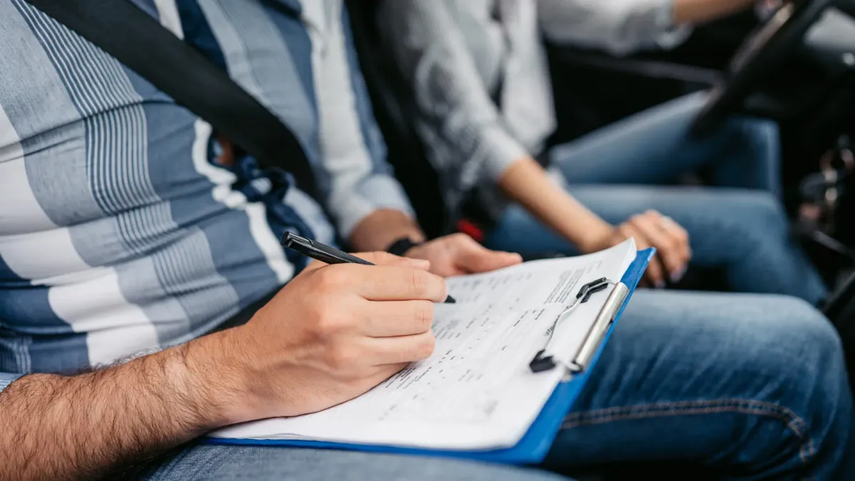 El lugar más difícil de España para aprobar el examen de conducir (solo tienen éxito el 38,9%)