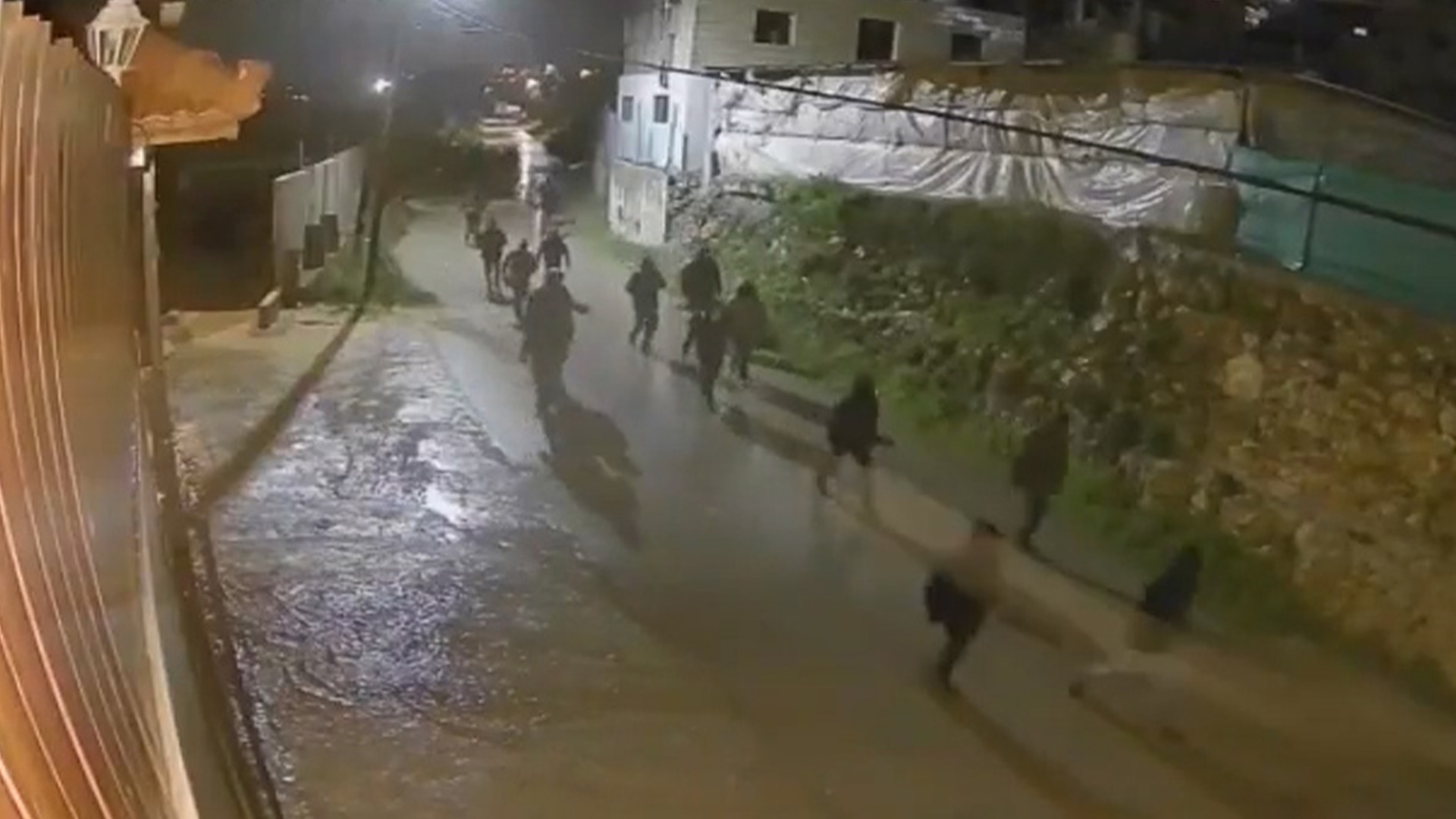 Israeli settlers violently storm through occupied West Bank