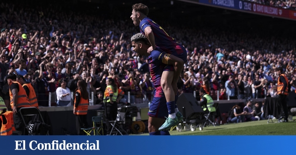 Un gol de Araújo impulsa al Barça ante el Rayo y obliga al Madrid a ganar el derbi (1-0)