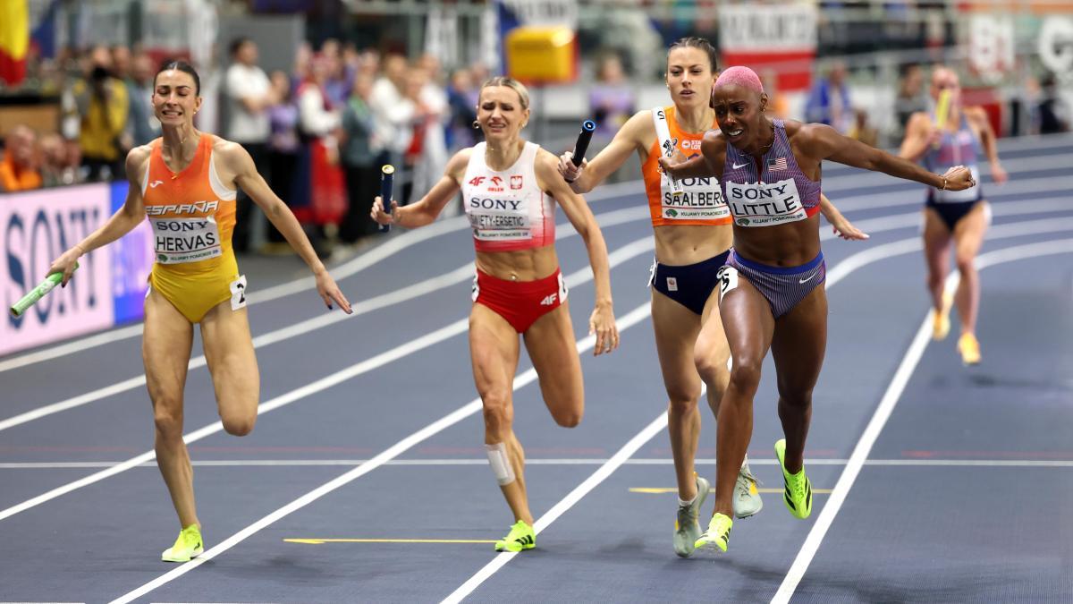 Las mujeres del 4x400 también se suben al podio: bronce