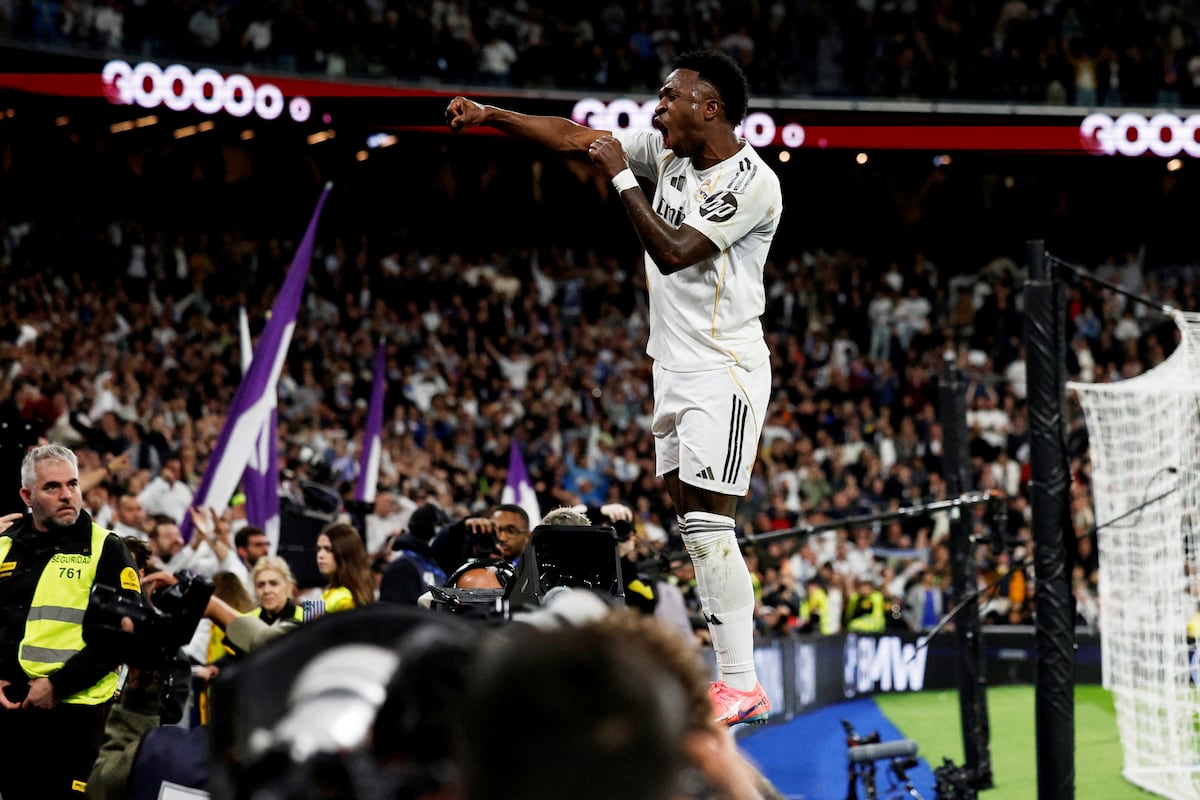 Vinicius quiere que siga la Liga y decanta con un doblete el triunfo del Madrid ante el Atlético