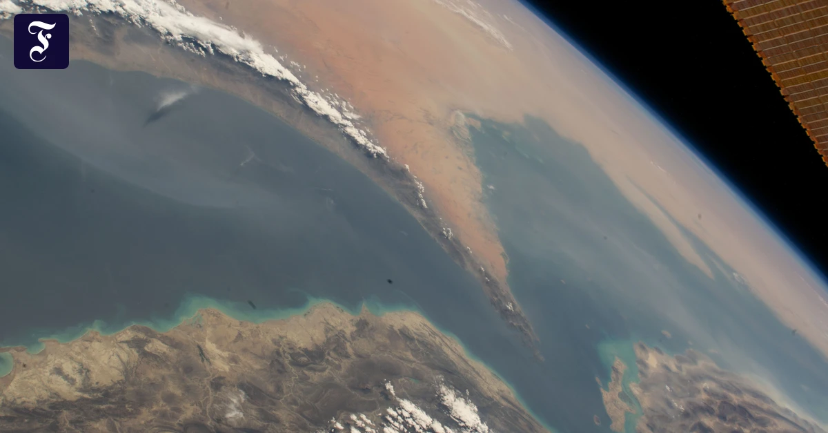 F.A.Z. Frühdenker: Steht die Öffnung der Straße von Hormus bevor – oder eine Eskalation durch die USA?