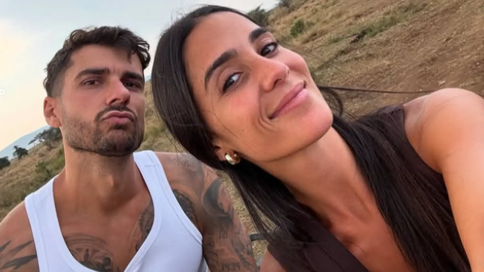 Claudia Martínez y Mario González, de 'La isla de las tentaciones', esperan su primer hijo: "Un poquito de ti, un poquito de mí"