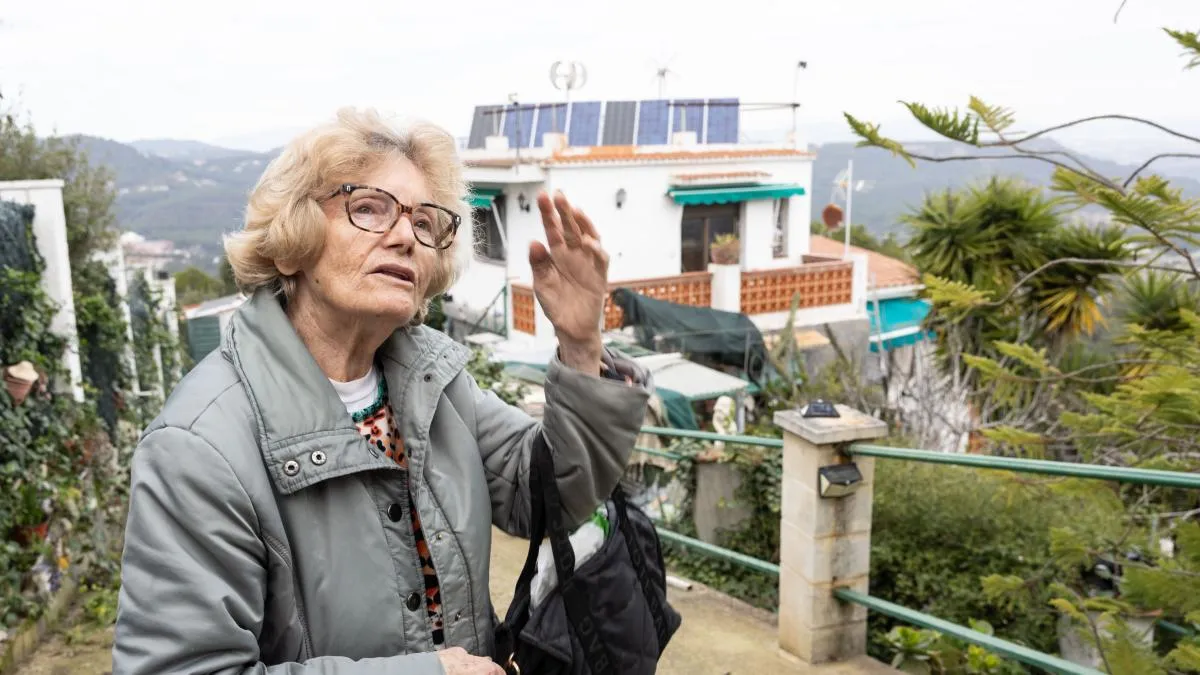 
                                                                                       Una urbanización sin remedio
                                                                                   