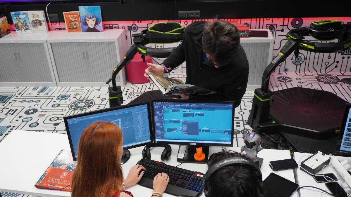 
                                                                                                             Estudiar videojuegos en ENTI-UB y trabajar en salud, educación o cine
                                                                                                         