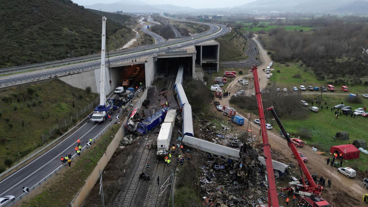 Prozess nach Zugunglück in Griechenland: 57 Tote, viele Vorwürfe und noch mehr Wut