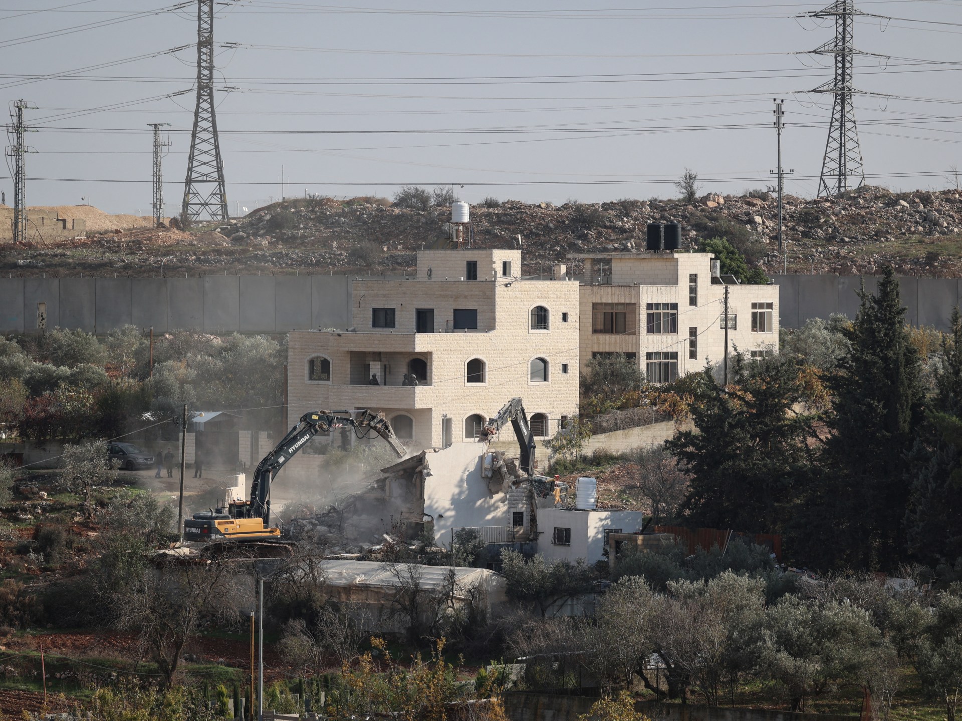 Israel to advance plans for 9,000 houses in occupied East Jerusalem