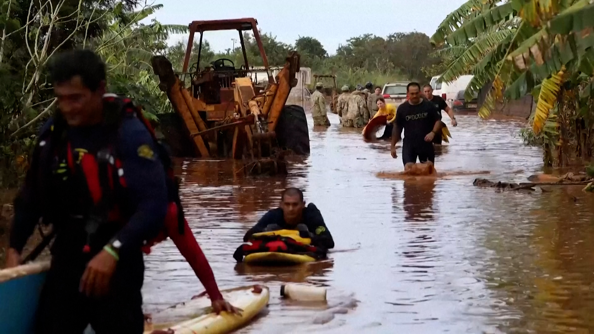 National Guard in Hawaii assist after Oahu flood