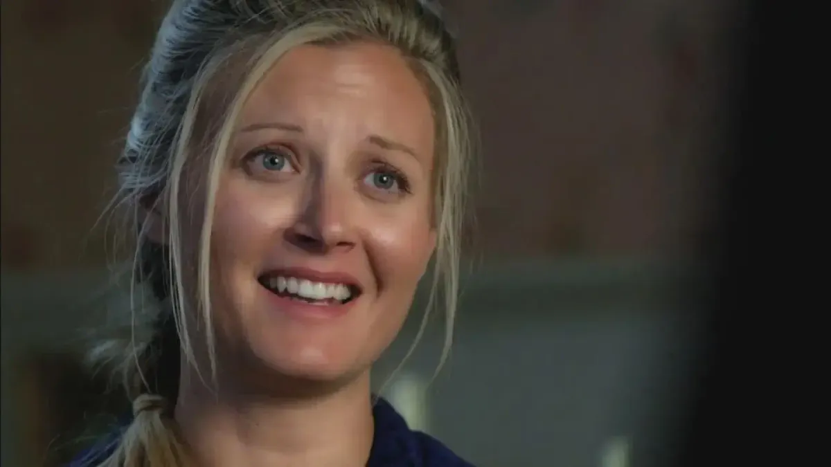Muere a los 51 años Carrie Anne Fleming, actriz de 'Supernatural' y 'Smallville'