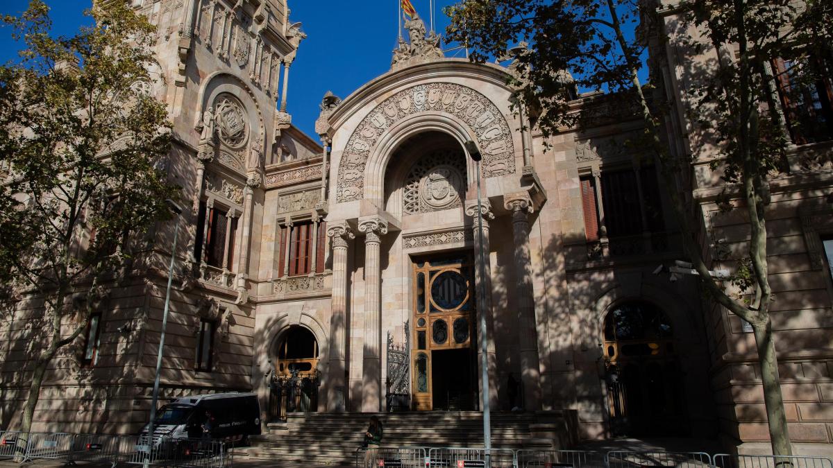 
                          Detenida una pareja en Barcelona por maltratos y abusos sexuales a su hijo de un mes
                      