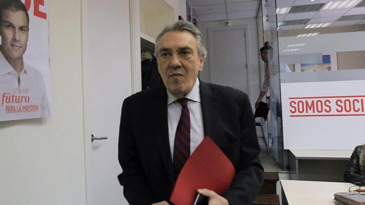 
                                                                                 Fallece Manuel Escudero, presidente de la Fundación Avanza, el 'think tank' del PSOE
                                                                             