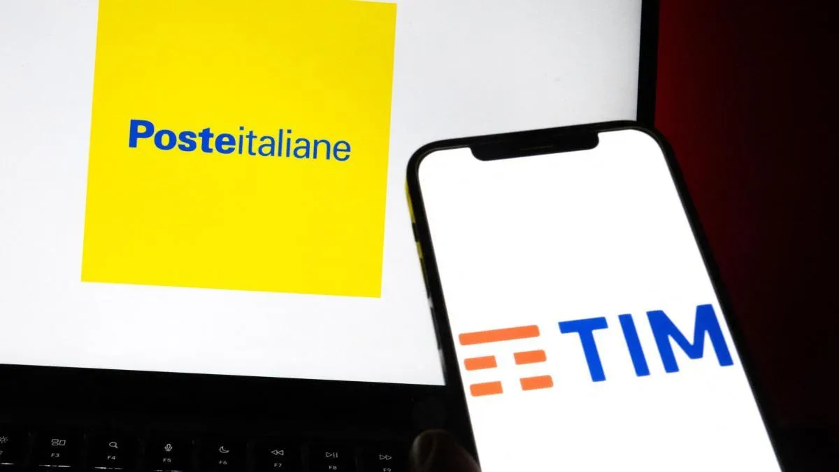
                                                                                        Poste Italiane lanza una opa de 10.800 millones por la telefónica TIM
                                                                                    