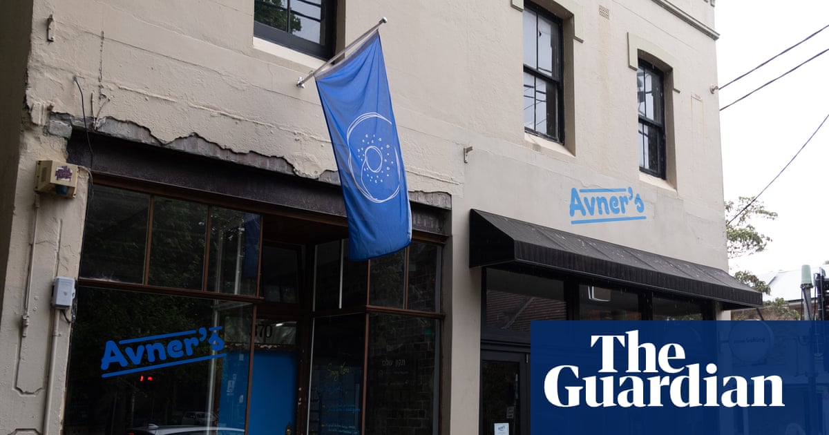 ‘Our world has changed’: Sydney Jewish bakery closes after Bondi beach terror attack