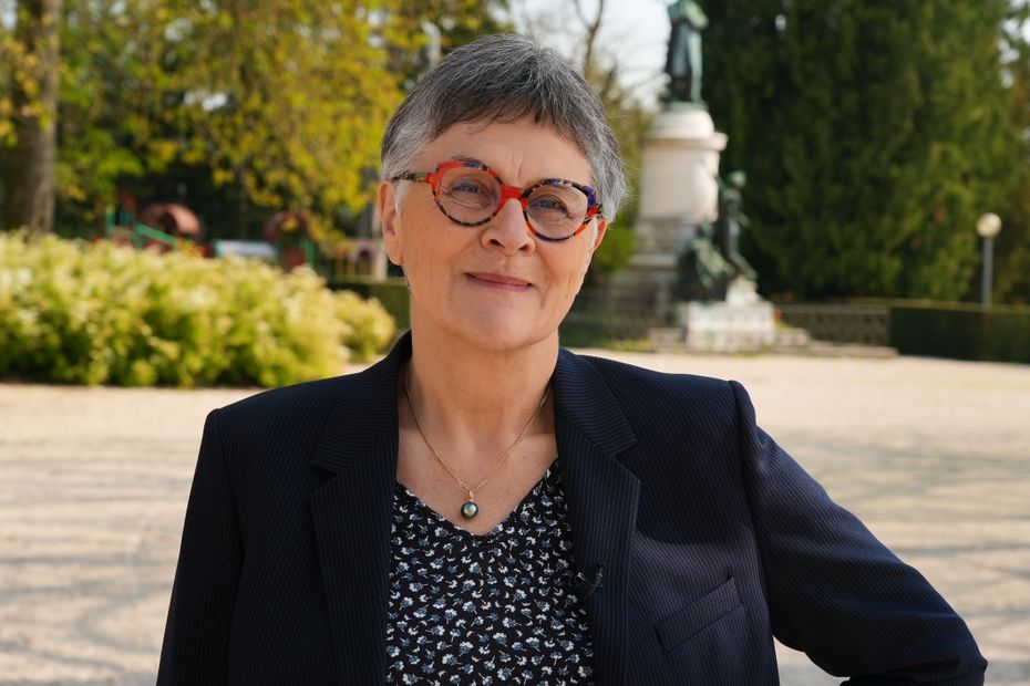 "Lionel Jospin n'a pas pris des femmes pour mettre des femmes" : Dominique Voynet rend hommage à l'ancien premier ministre socialiste décédé à 88 ans