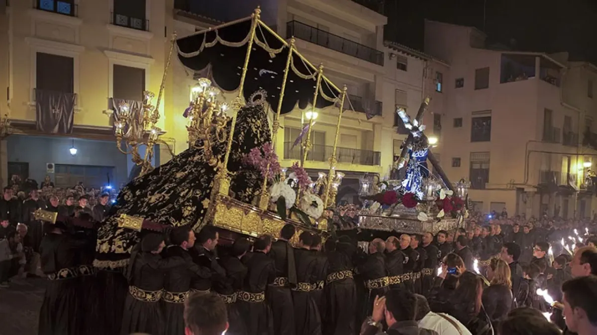 
         Polémica en Sagunto: una cofradía vuelve a rechazar la presencia de mujeres en las procesiones 
    