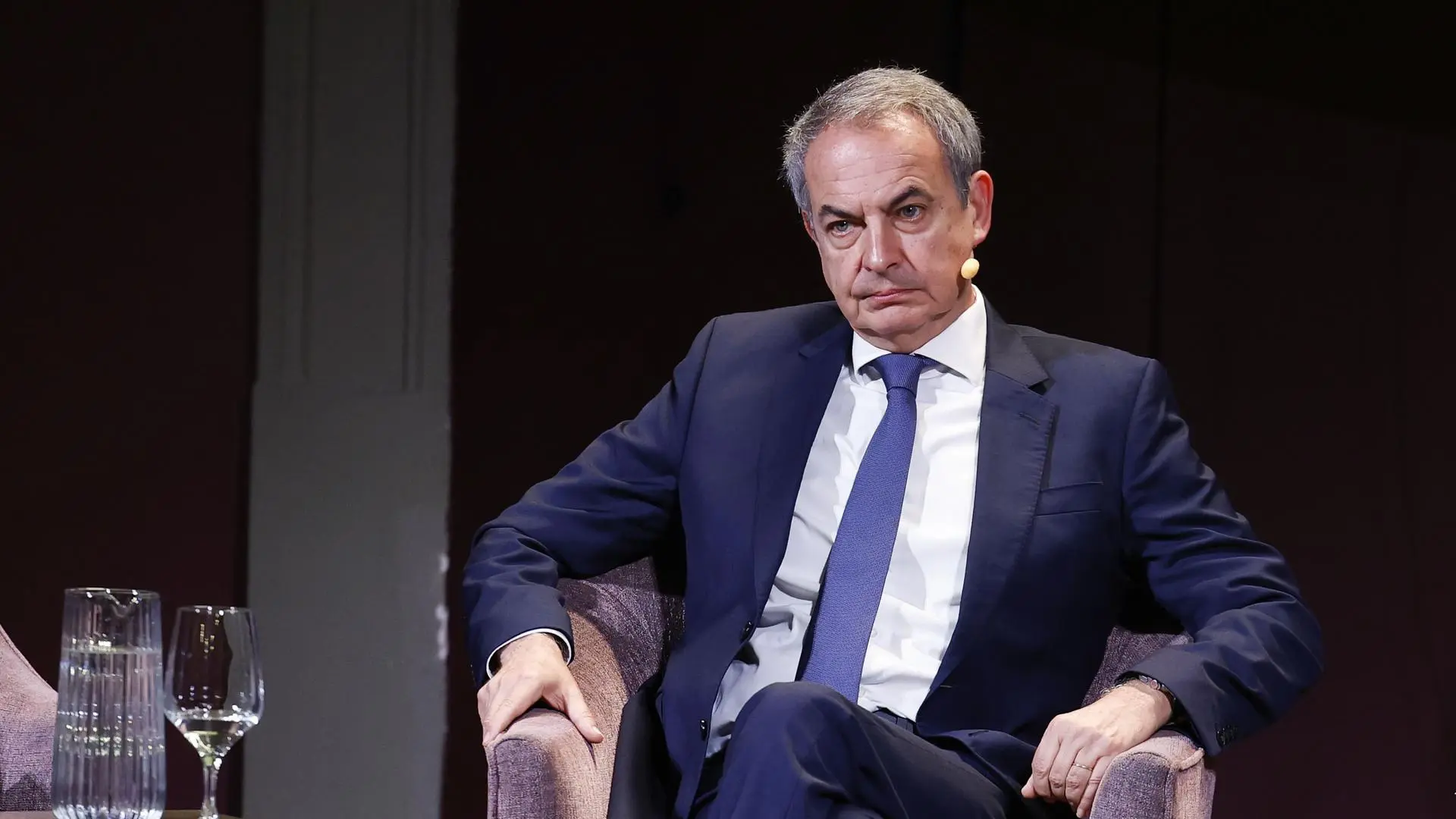 
         Zapatero defiende su papel en Venezuela: "Soy amigo personal de Delcy y de su hermano" 
    