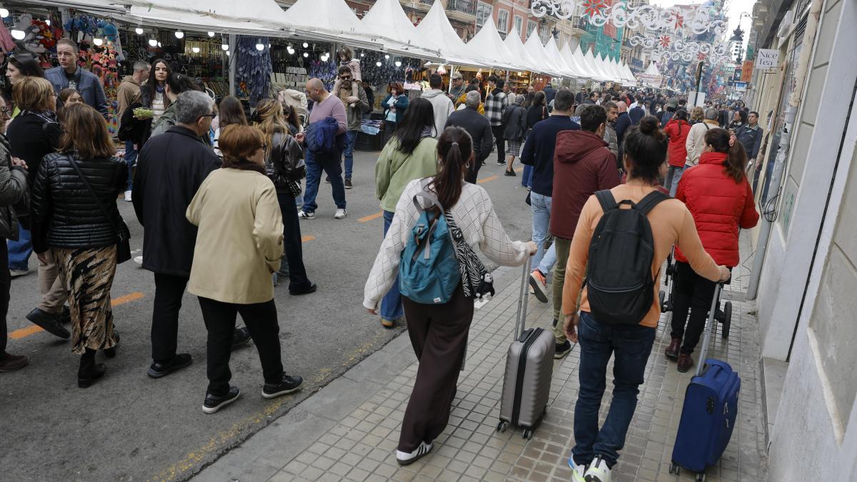 
                                                 Morant se compromete a recuperar la tasa turística y dar autonomía a los municipios
                                             