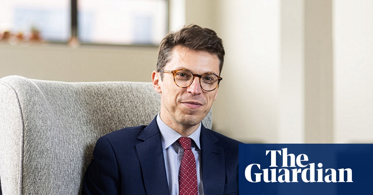 MIT grieves shooting death of renowned director of plasma science center