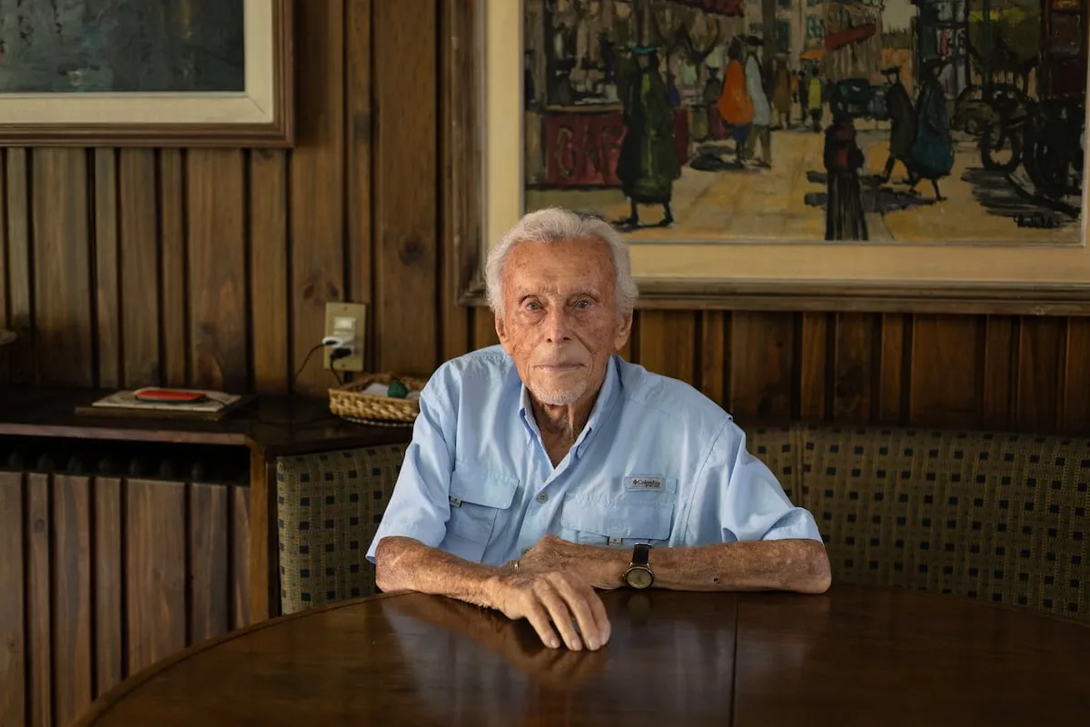Pionero en un kibutz, espía británico, veterano de guerra y diseñador: las vidas del centenario chileno-alemán Rudi Haymann 