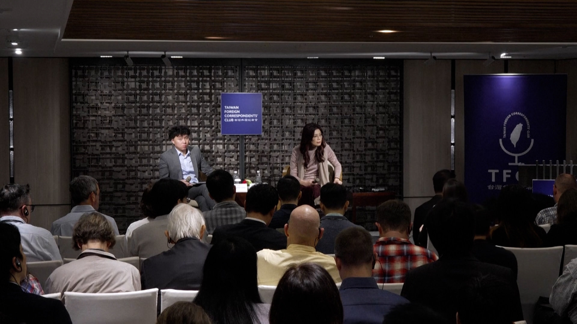 Taiwan opposition leader says that improving ties with China is not anti-US