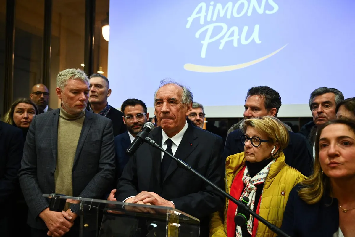 François Bayrou battu à Pau lors des municipales 2026, le crépuscule d’une longue carrière politique