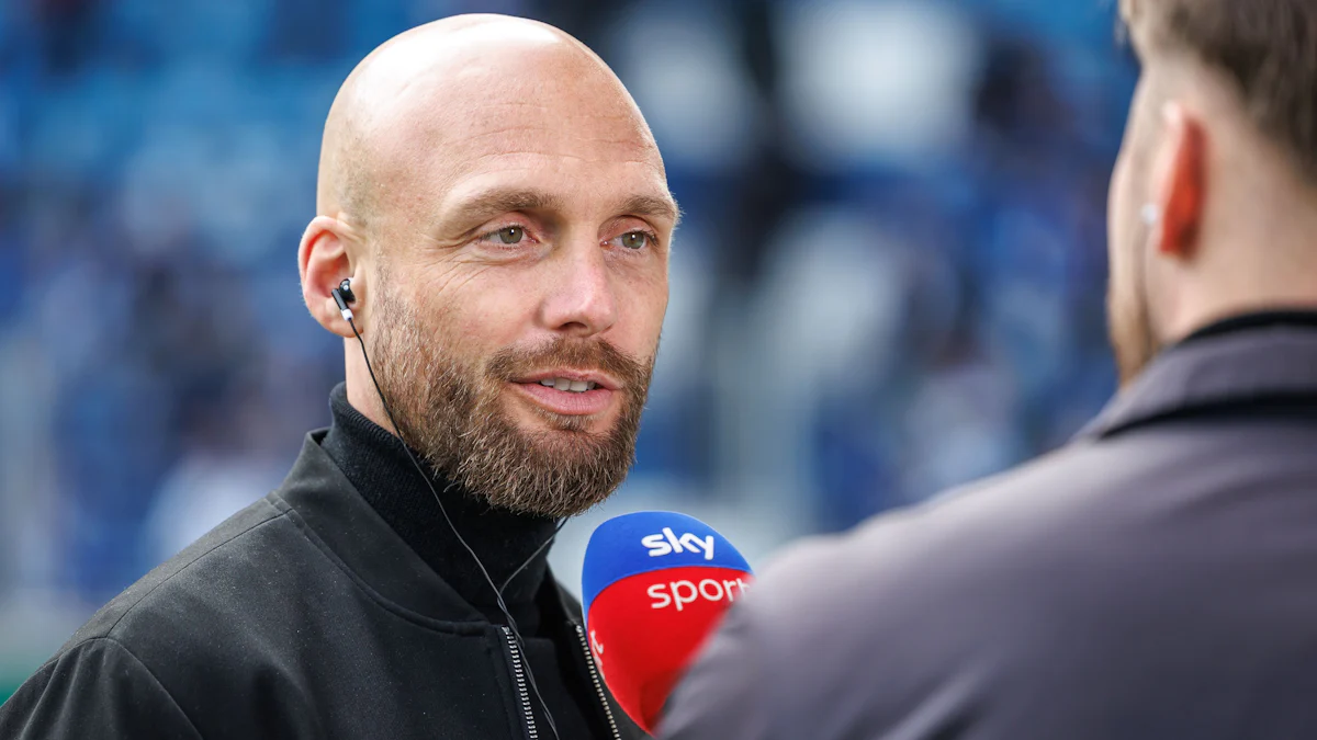 Bundesliga: Dortmund holt Sportdirektor Book aus Elversberg