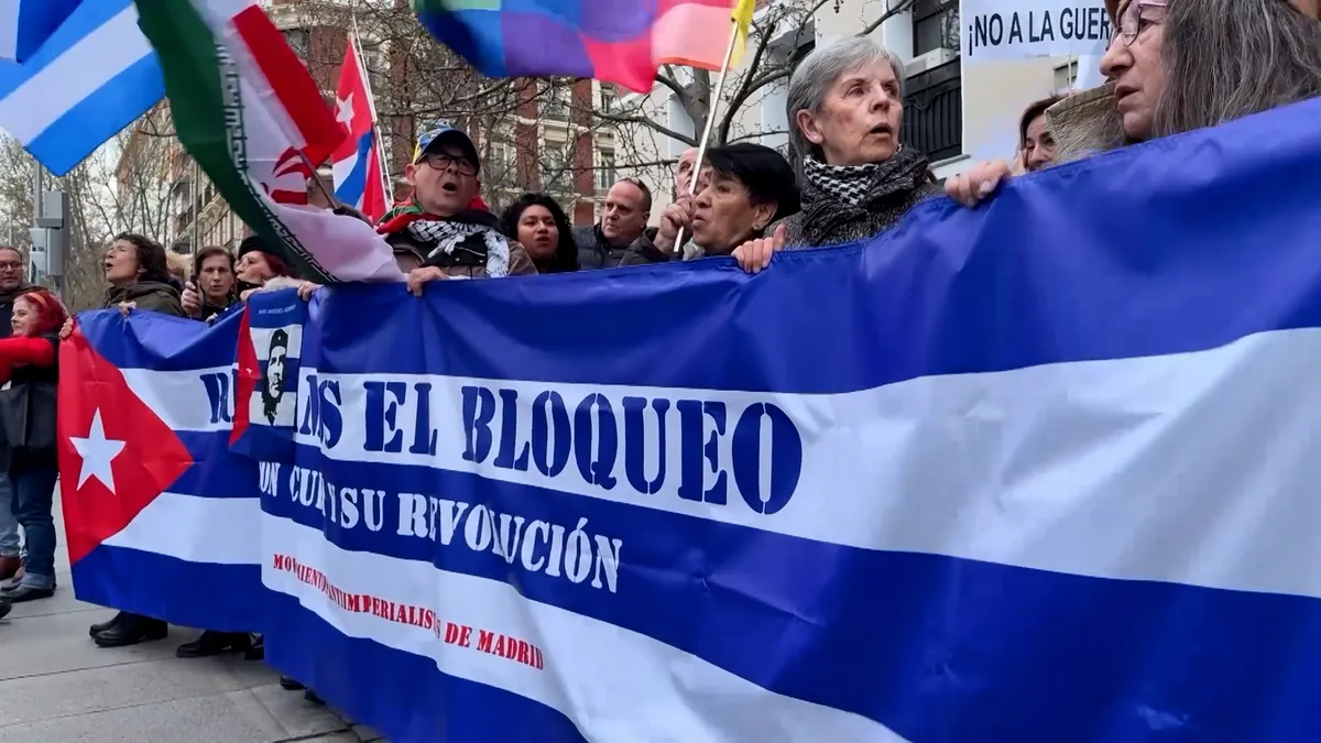 Madrid protest against US blockade of Cuba