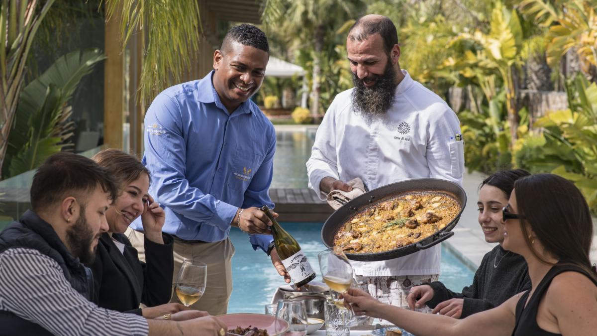 
                                                                                                                                                  Más de 300 Soletes para disfrutar en Semana Santa
                                                                                                                                              