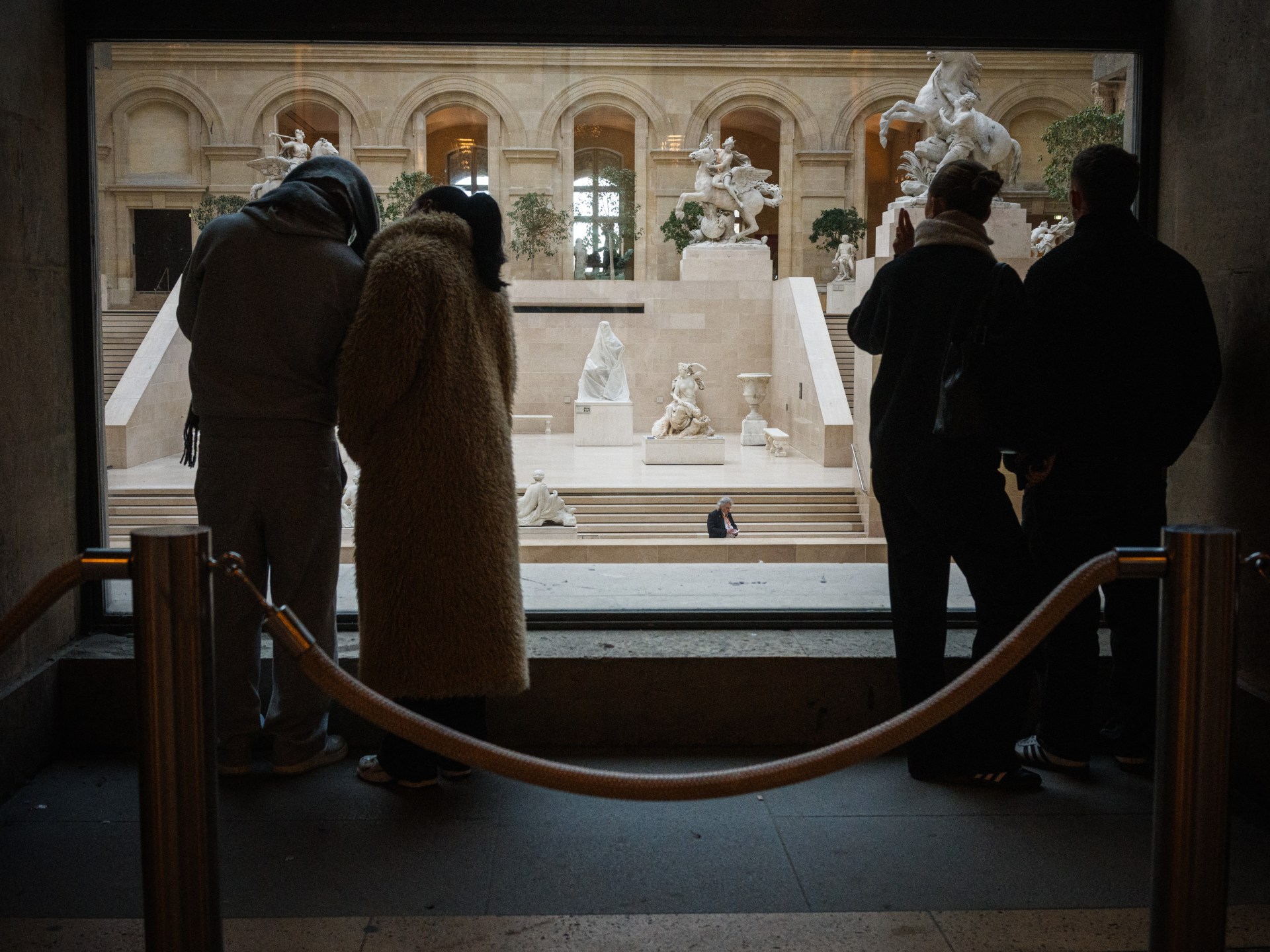 Louvre reopens partially after workers extend strike in aftermath of heist