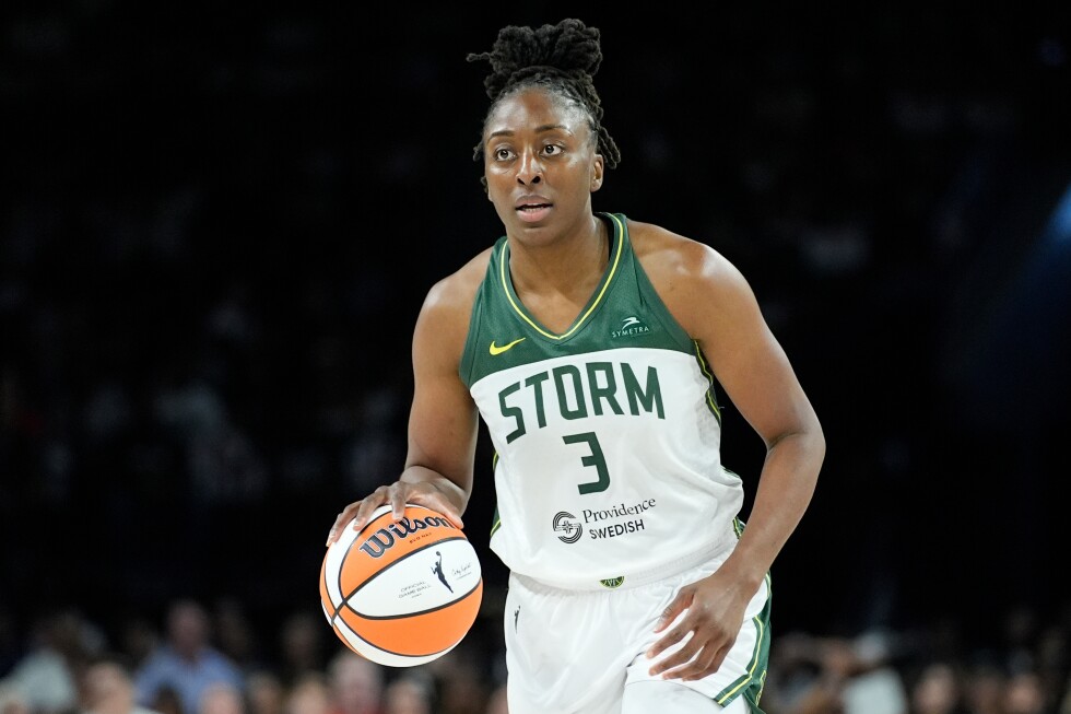 WNBA players unanimously approve a new 7-year collective bargaining agreement through 2032