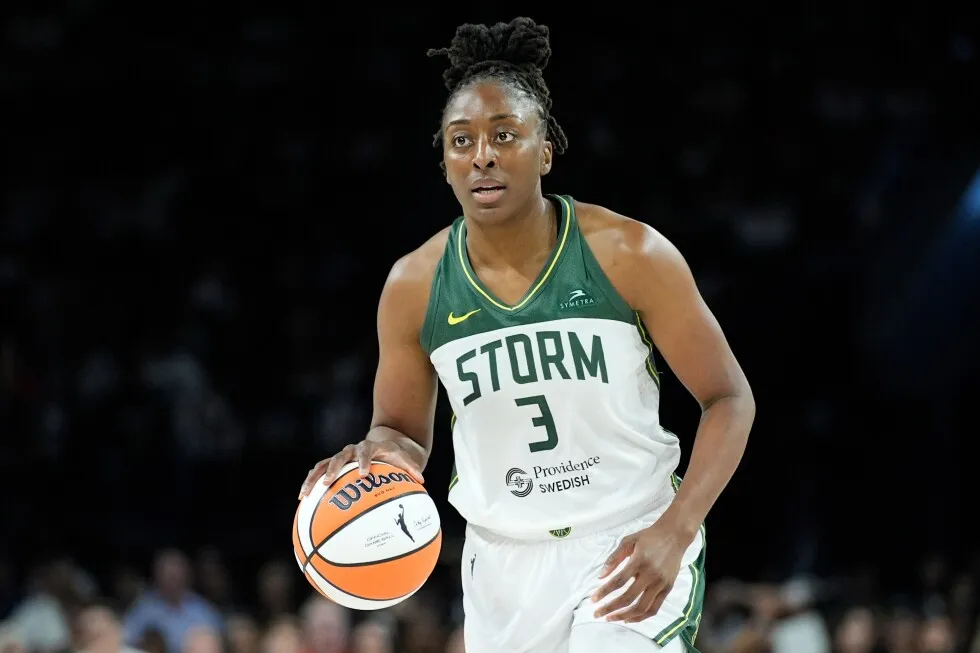 WNBA players unanimously approve a new 7-year collective bargaining agreement through 2032
