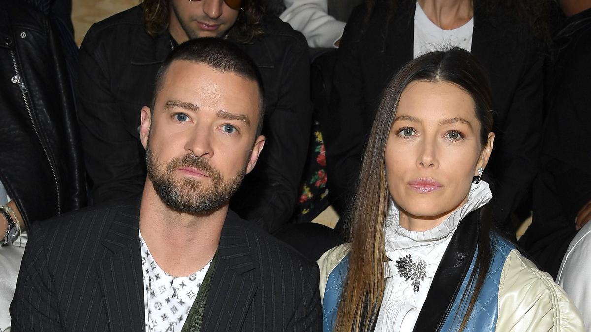
                                                                                                                                    La tensa reacción de Jessica Biel al polémico vídeo del arresto de Justin Timberlake por conducir ebrio
                                                                                                                                