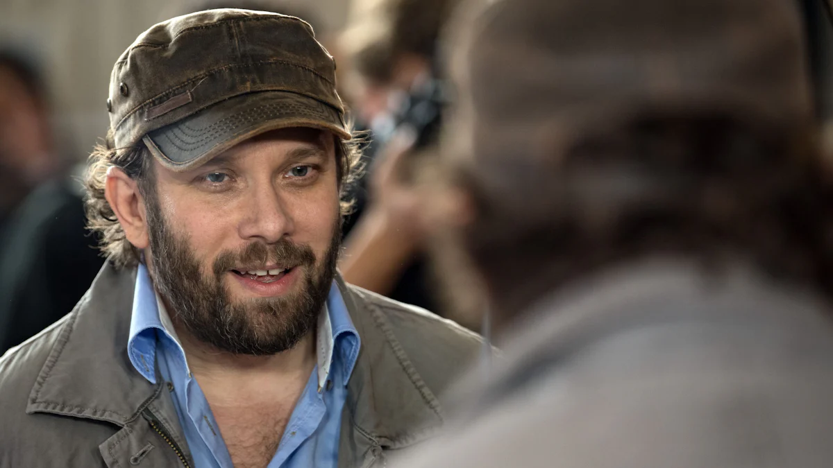 Collien Fernandes und Christian Ulmen: Müssen sich Privatmenschen an die Unschuldsvermutung halten?