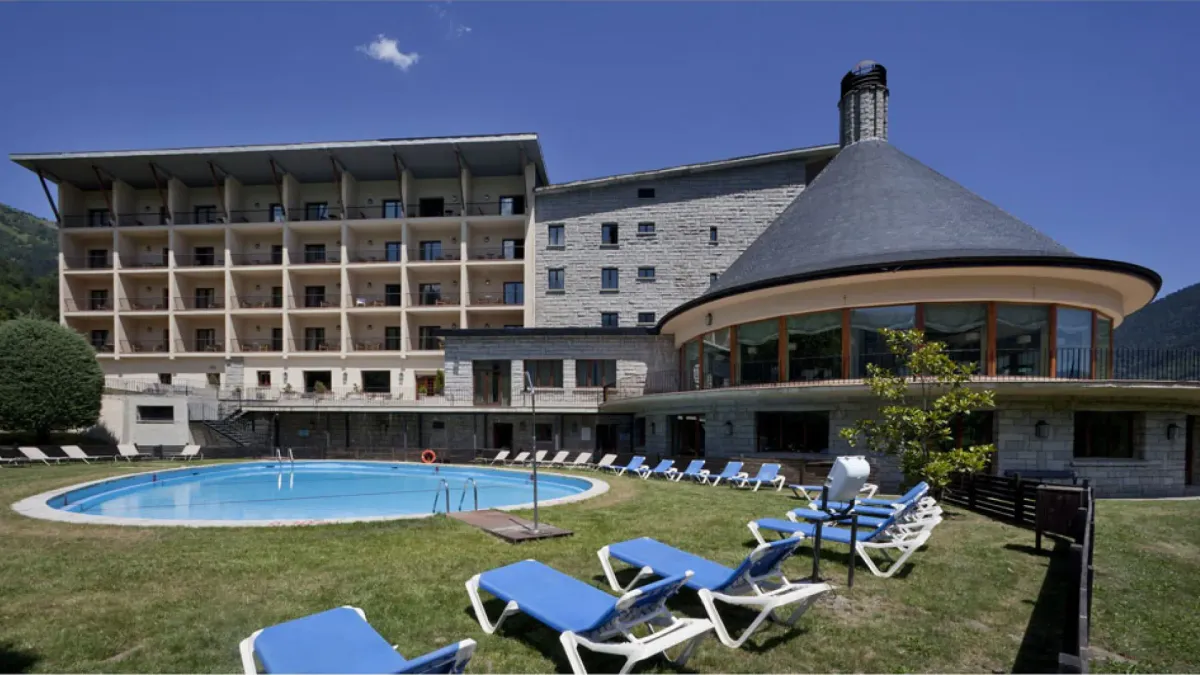 El parador de 4 estrellas en el que ha pasado el fin de semana Pedro Sánchez: esto cuesta alojarse en el hotel