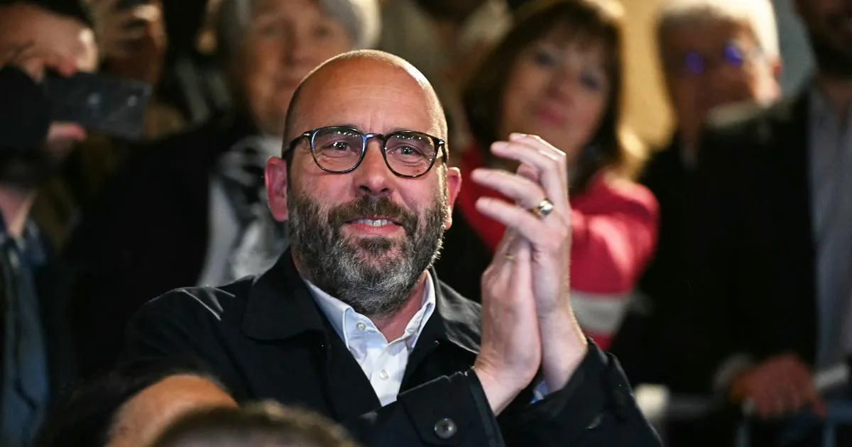 Municipales 2026 : à Nîmes, après 25 ans de règne de la droite, les habitants se réveillent avec un maire communiste