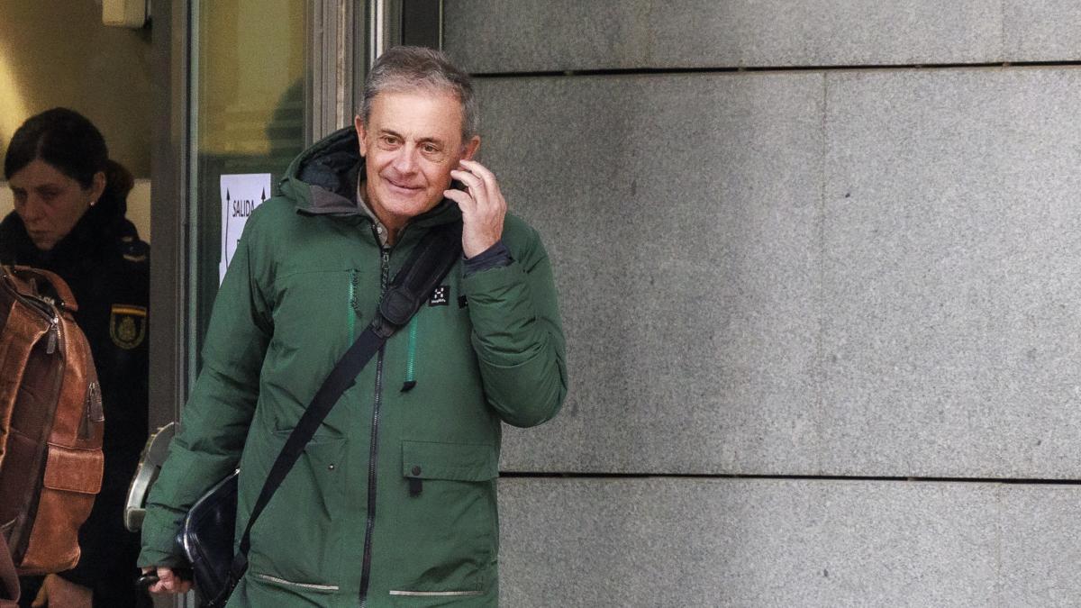 La abogacía del Estado amenaza a mitad de juicio con sacar trapos sucios de la familia Pujol