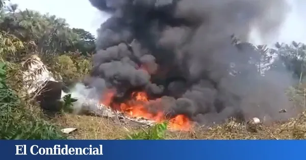  Al menos 71 militares colombianos sobreviven tras estrellarse un avión donde viajaban más de un centenar