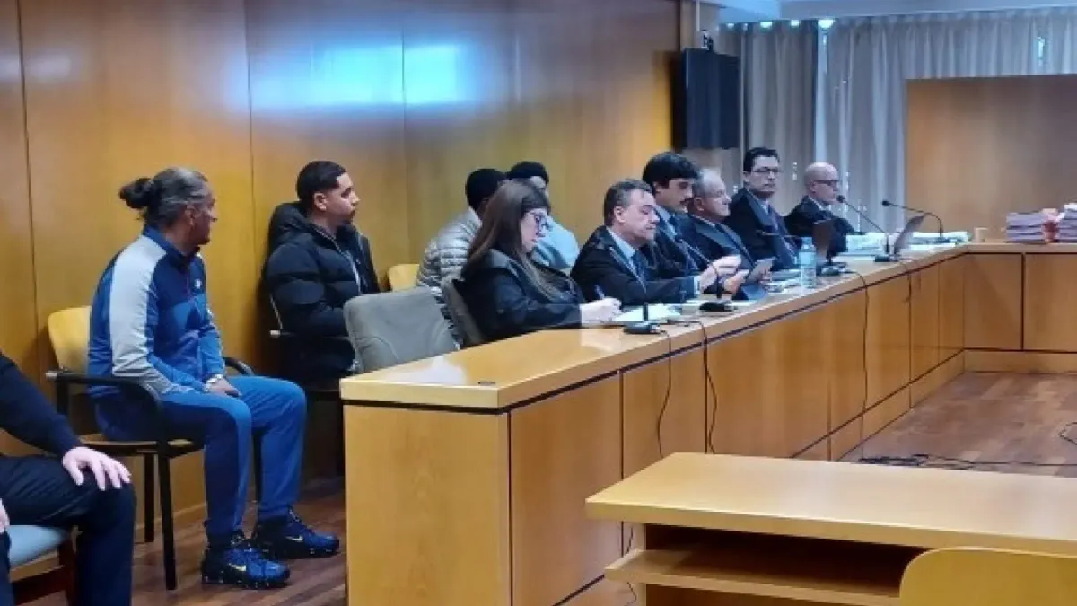 
         La Fiscalía rebaja la petición de prisión permanente revisable para un acusado por el asesinato de un joven en Fuenlabrada 
    