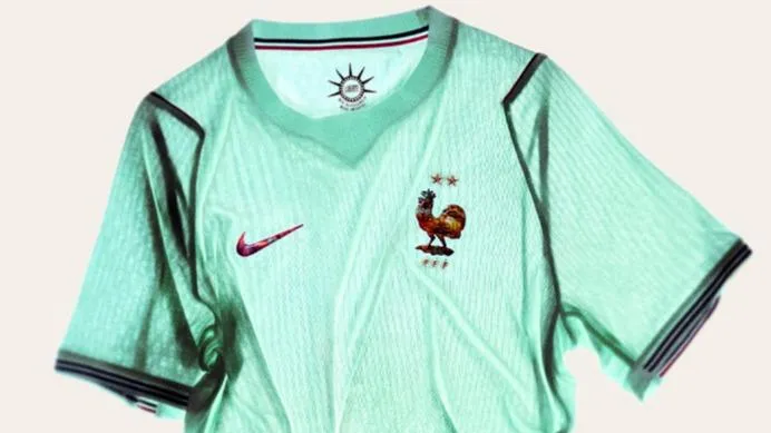 Coupe du monde 2026 : couleur inédite, Statue de la Liberté... Les maillots de l’équipe de France officiellement dévoilés