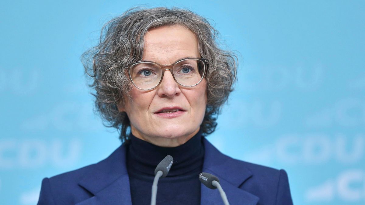 Nordrhein-Westfalen: SPD drängt auf vorläufige Ablösung von Bauministerin Ina Scharrenbach