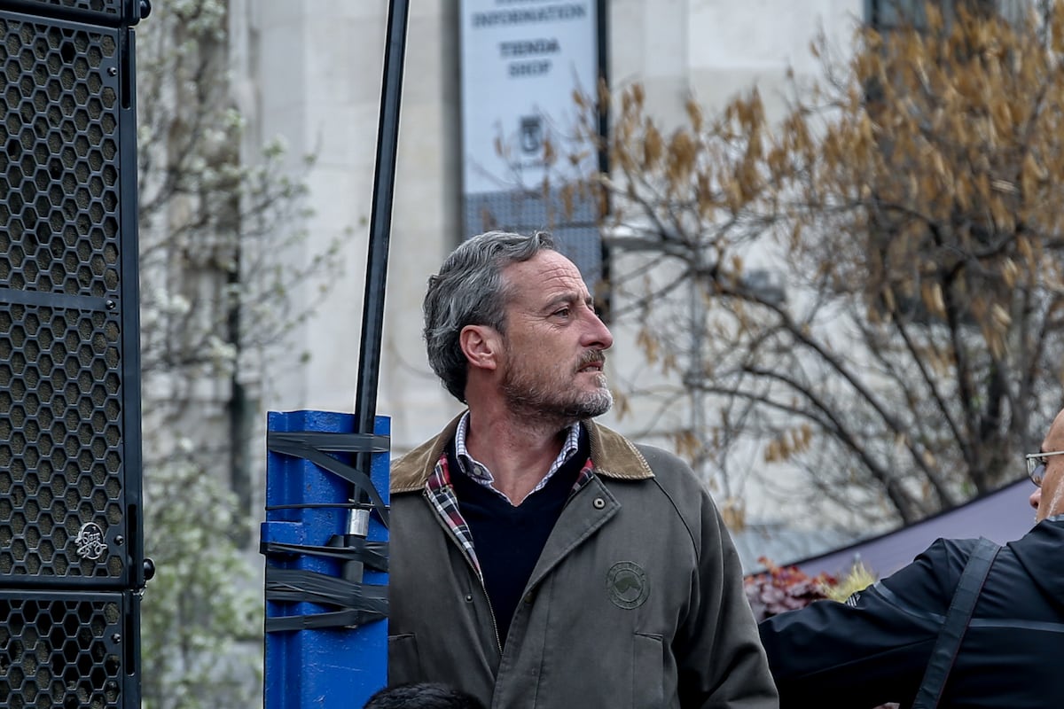 Vox SA, dentelladas por ¿un partido o un negocio?