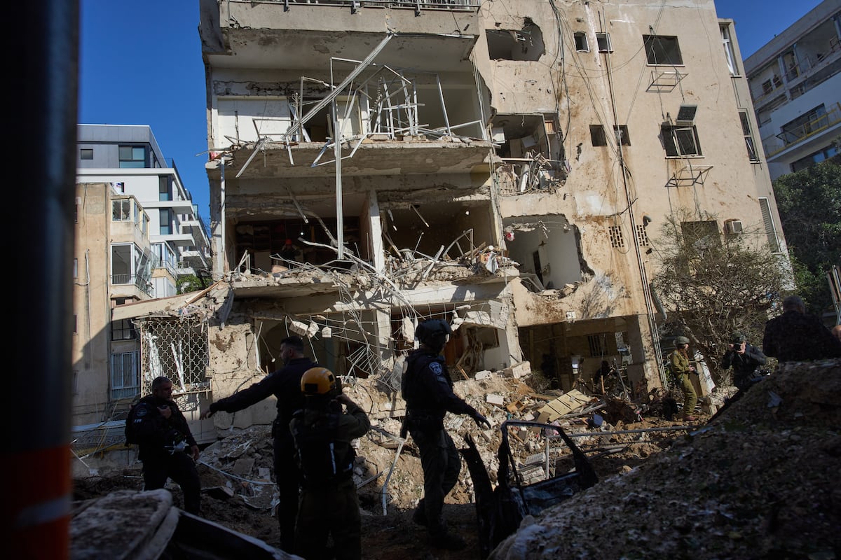 Última hora del ataque de Estados Unidos e Israel contra Irán, en directo | Las dudas sobre la desescalada en Oriente Próximo vuelven a colocar el petróleo por encima de los 100 dólares 