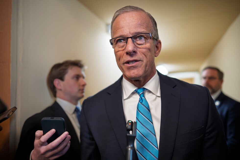 Senators consider deal to fund Homeland Security but not ICE enforcement as airport lines snarl