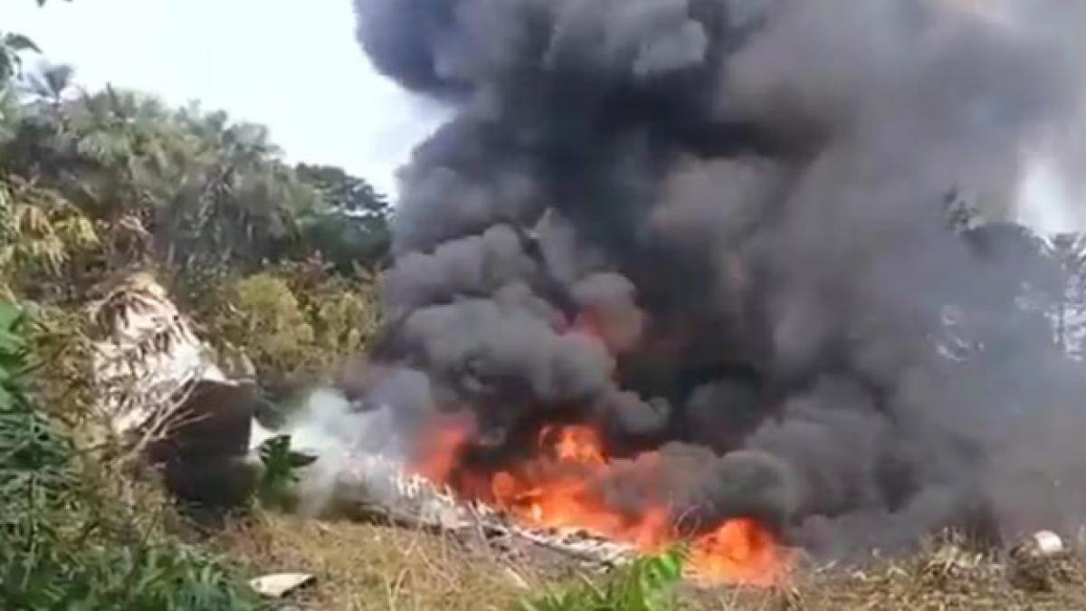 Suben a 66 los fallecidos en el accidente de un avión de la Fuerza Aérea Colombiana