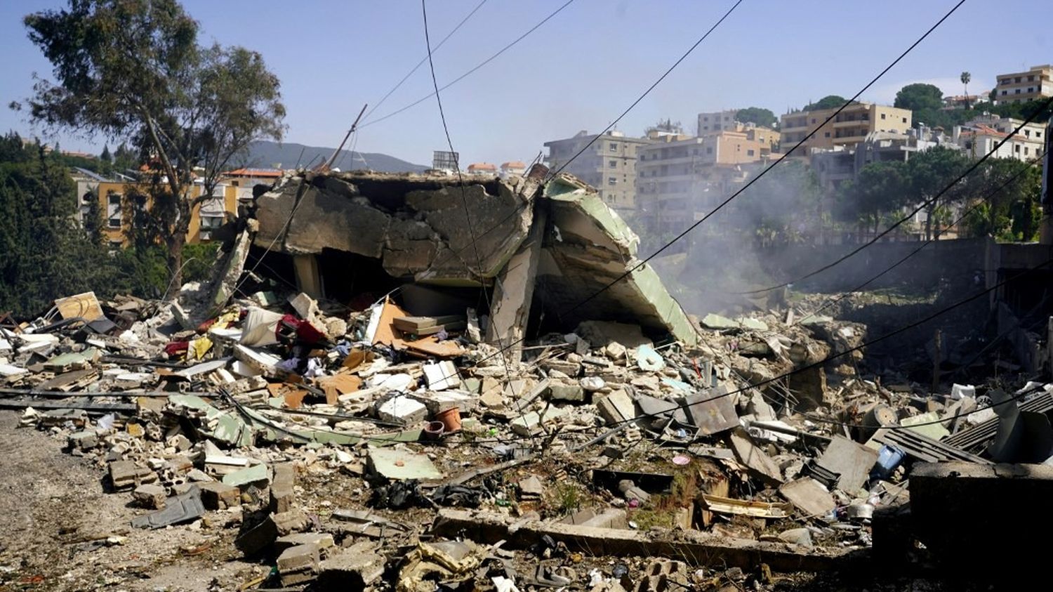 "Si le pont est bombardé, nous serions assiégés" : dans le sud du Liban, les craintes des habitants d'être pris au piège par les frappes israéliennes
