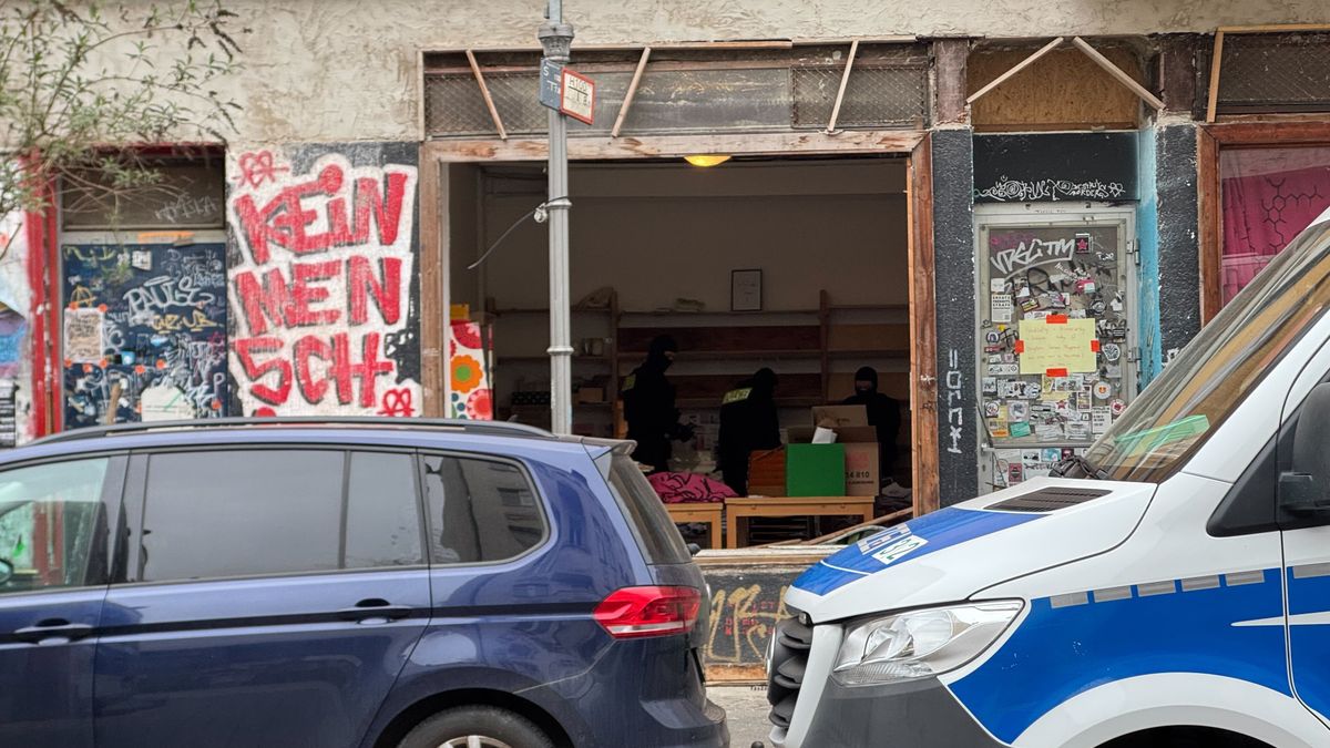 Berlin: Razzia nach mutmaßlich linksextremistischem Brandanschlag im September