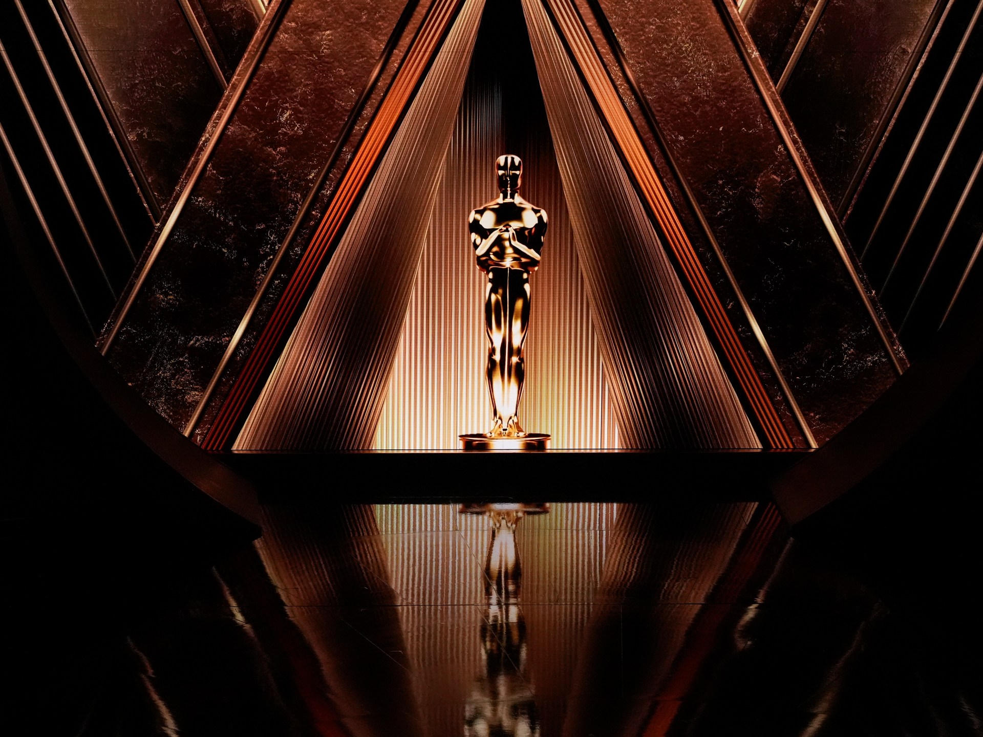 Academy Awards, YouTube sign deal to livestream Oscars from 2029