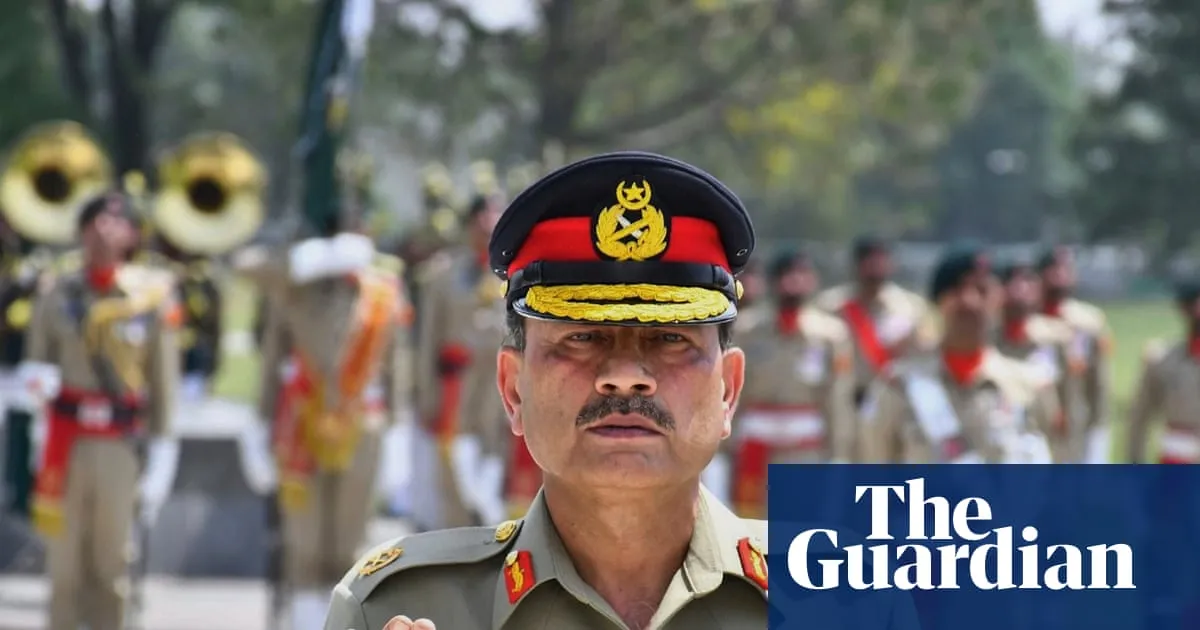 Pakistan’s army chief attempts to broker Iran peace talks in call with Trump
