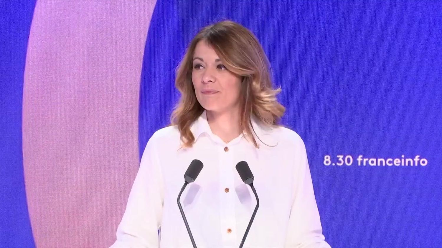 Hausse des prix des carburants : "D'abord, il faut accompagner les secteurs économiques", plaide la porte-parole du gouvernement