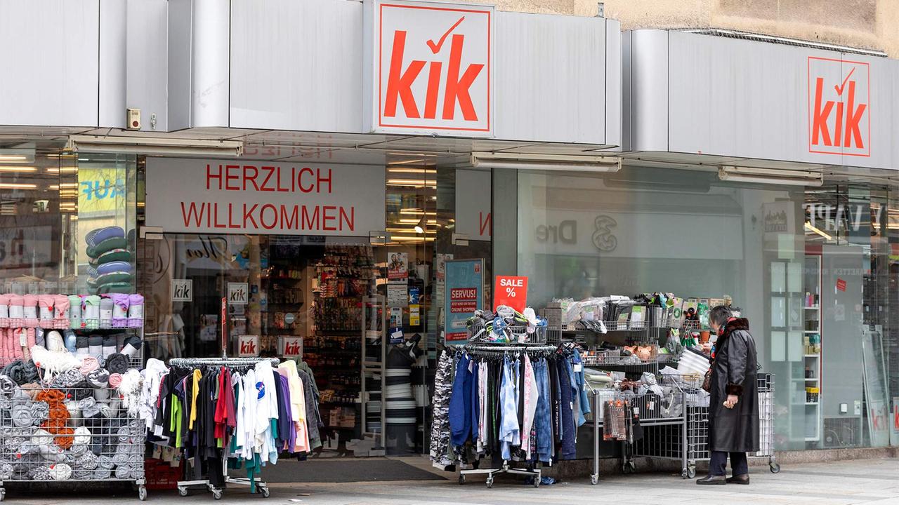 Discounter KiK schließt Hunderte Filialen - auch in Deutschland